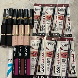 NEW! Lipstick/ Lipgloss/ Lipliner bundle